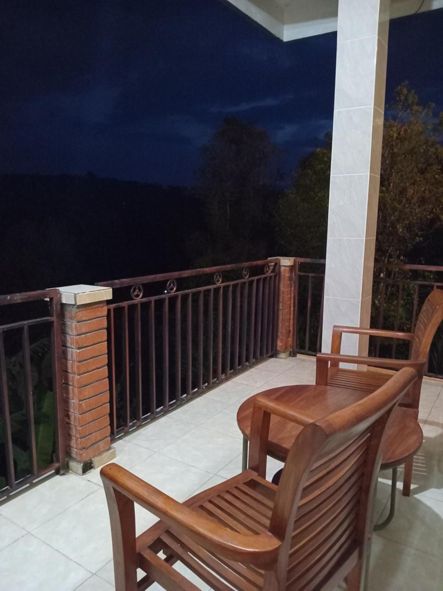 Kanaya Homestay & Warung Heaven Munduk Esterno foto