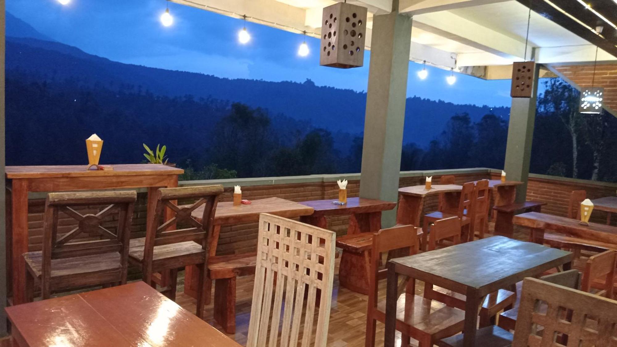 Kanaya Homestay & Warung Heaven Munduk Esterno foto